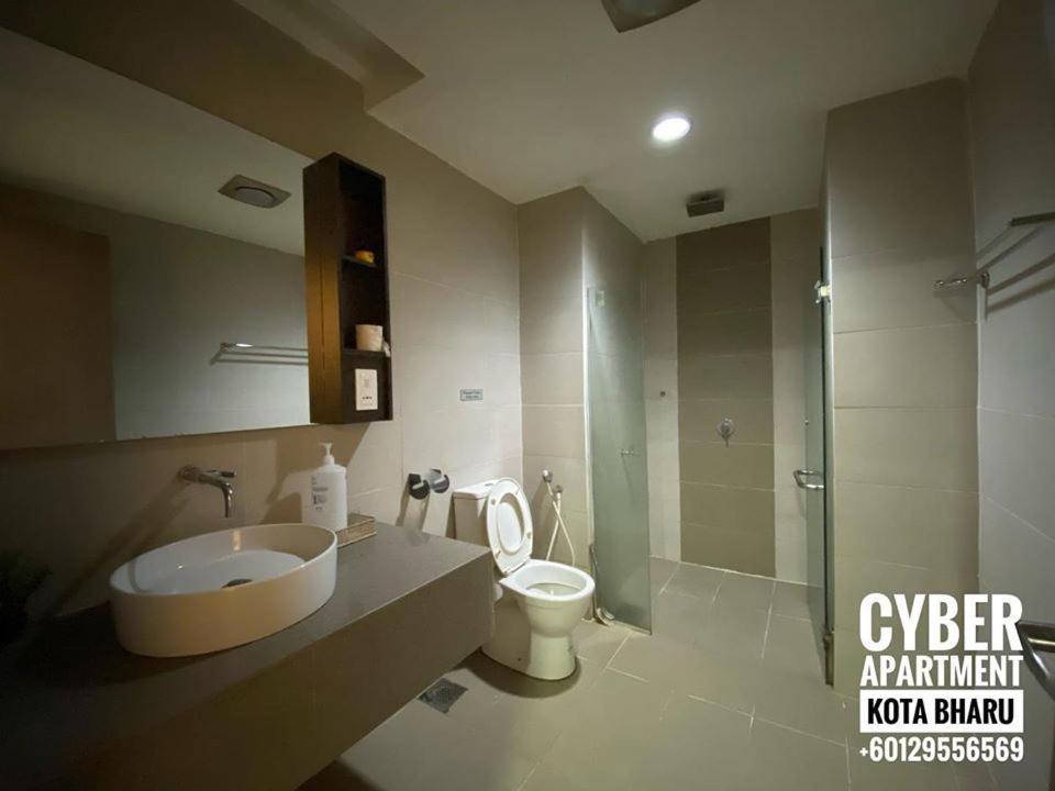 Cyber Studio Apartment كوتا بْهارو المظهر الخارجي الصورة